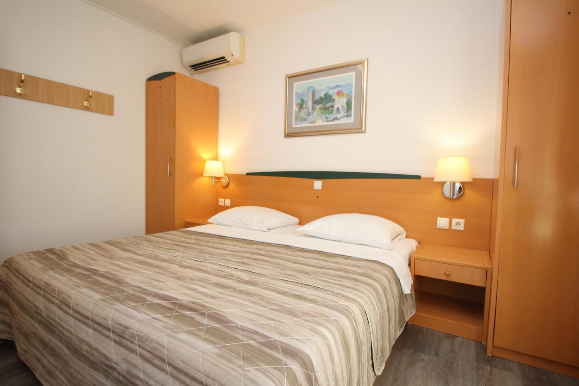 Villas Corinthia 바슈카 객실 사진